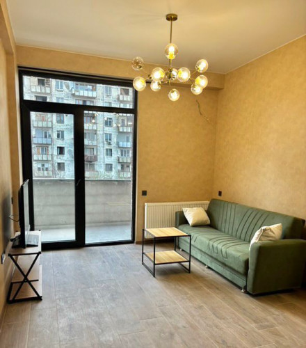 ქირავდება 3 ოთახიანი ბინა  2საძინებლით საბურთალოზე