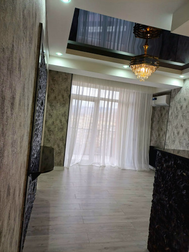 იყიდება ბინა დიდ დიღომში