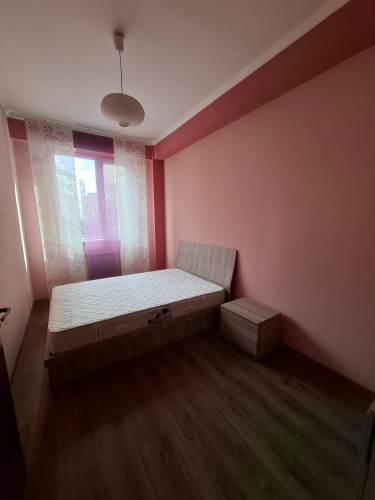 ქირა პეკინზე