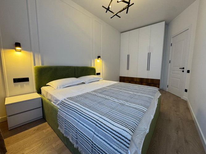 იყიდება ბინა საბურთალოზე