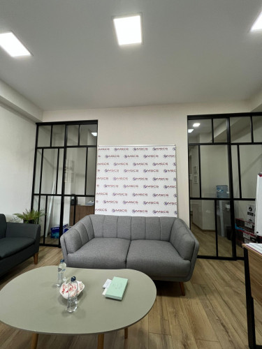 ქირავდება საოფისე ფართი ვაკეში