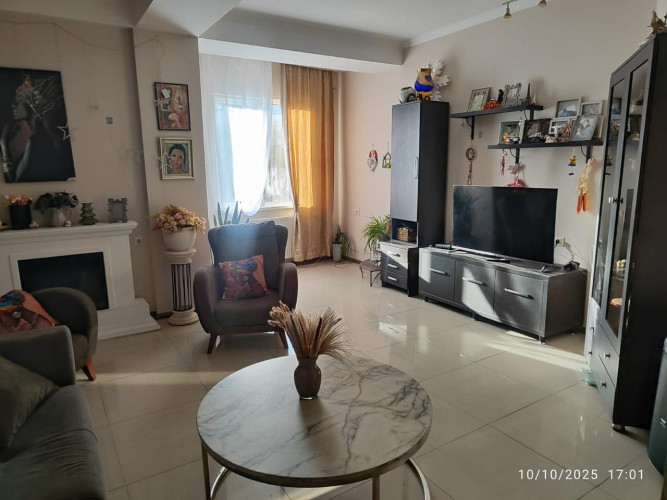 ბინა გუთუას ქუჩაზე