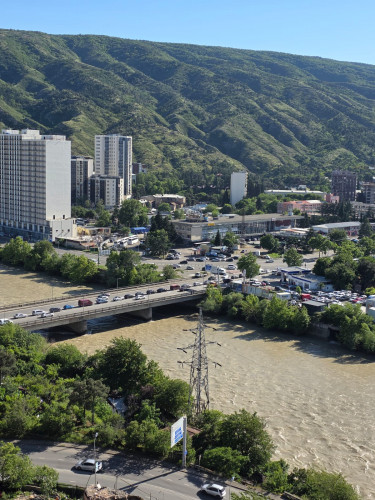 ქირავდება ბინა ორთაჭალაში