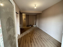 იყიდება ბინა ჭყონდიდელის ქუჩაზე