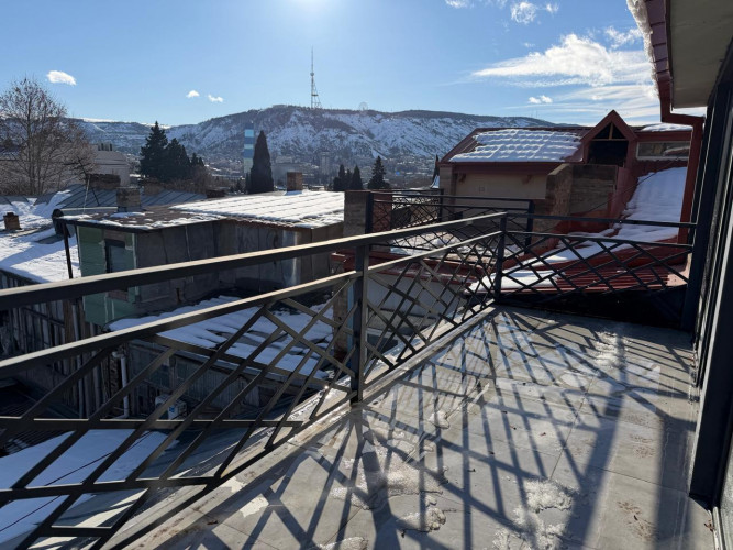 ბინა ჩიტაიას ქუჩაზე