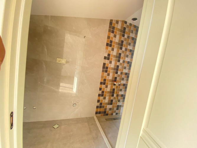 იყიდება ბინა საბურთალოზე