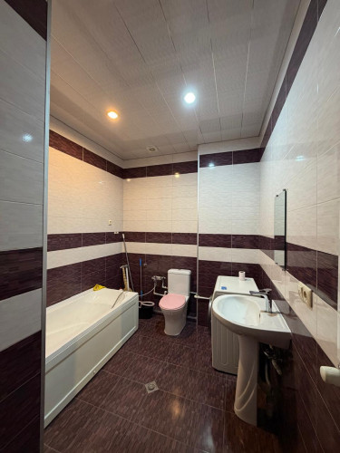 ქირა გაგარინზე