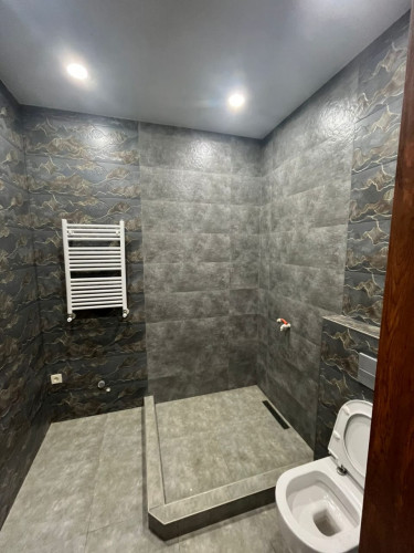 იყიდება 3 ოთახიანი ბინა დიდუბეში