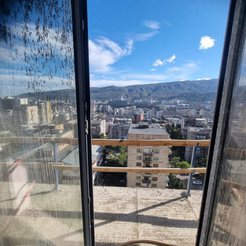 იყიდება ბინა აპექსის კორპუსში