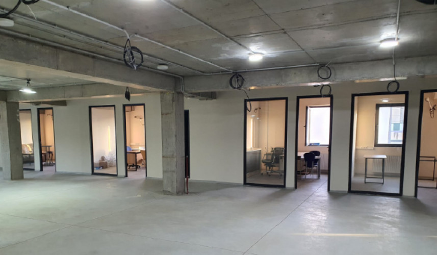 იყიდება შენობა დიდი დიღომში