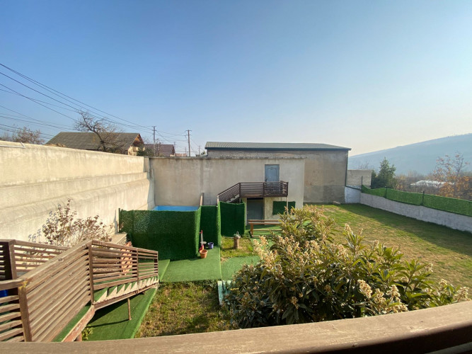 იყიდება კერძო სახლი სოფელ დიღომში