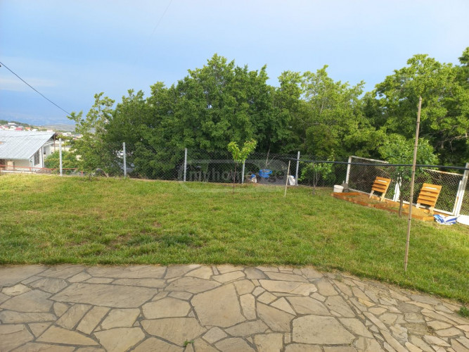 სახლი მუხათწყაროში