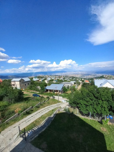 სახლი მუხათწყაროში