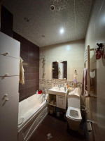 ბინა მრგვალ ბაღთან