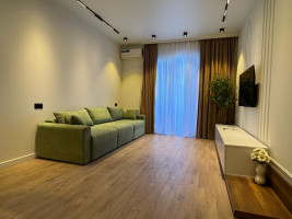 იყიდება ბინა საბურთალოზე