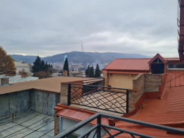 ბინა ჩიტაიას ქუჩაზე