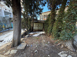 იყიდება გარაჟი ყაზბეგის გამზირზე