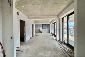 იყიდება ლისი ვერანდაზე  200კვ.მ ,310კვ.მ და 500კვ.მ  ბინები