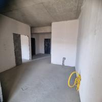 იყიდება ბინა აპექსის კორპუსში