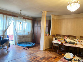 ბინა დიდ დიღომში