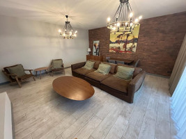 იყიდება 4 ოთახიანი ბინა ლისი ვერანდაზე