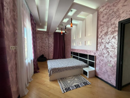 ქირავდება ბინა შანხაიში