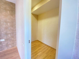 იყიდება ბინა საბურთალოზე